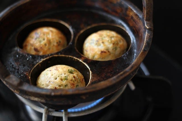 cooking paniyaram