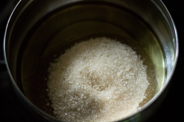sugar and oil in a bowl