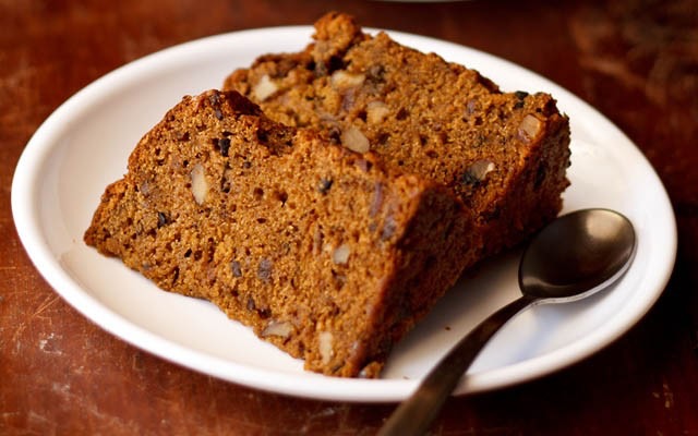 Easy Date and Walnut Cake (Eggless &amp; Vegan) | Dassana's Veg Recipes
