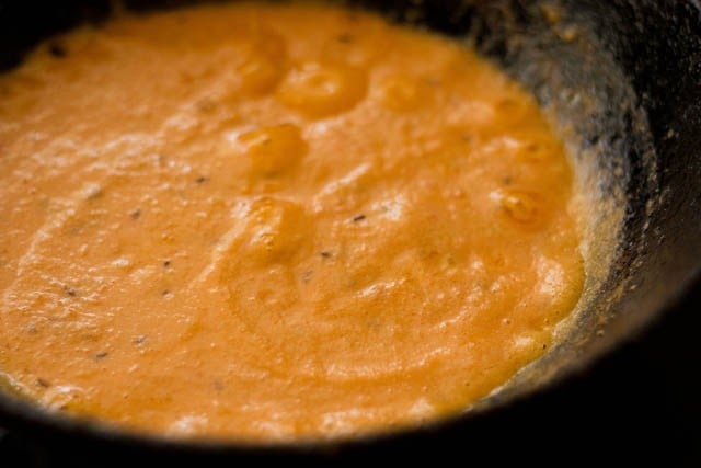 masala paste in pan.