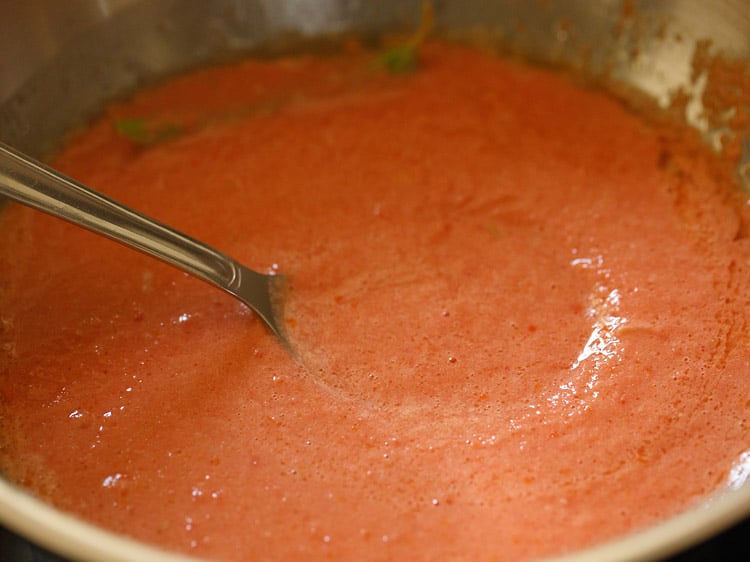 tomato puree mixed