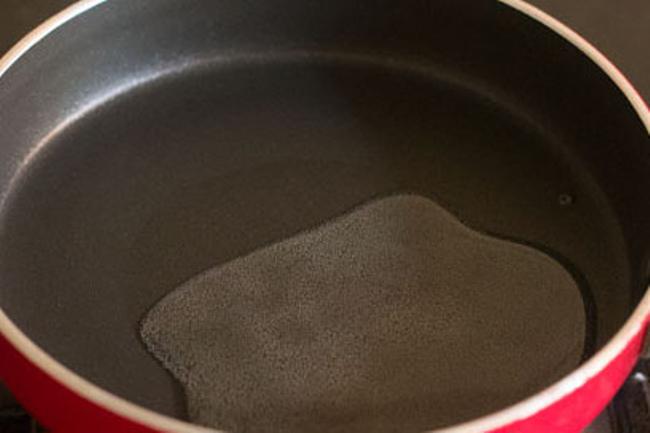 heat oil again in the same pan