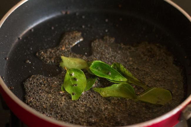 frying curry leaves till crisp