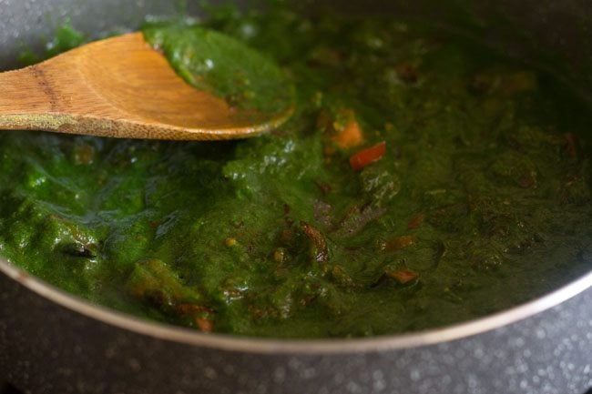 cooking palak puree