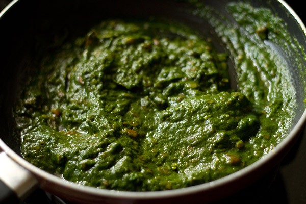 spinach puree mixed with the onions & tomatoes base