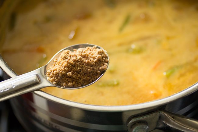 adding jaggery to udupi sambar in oan