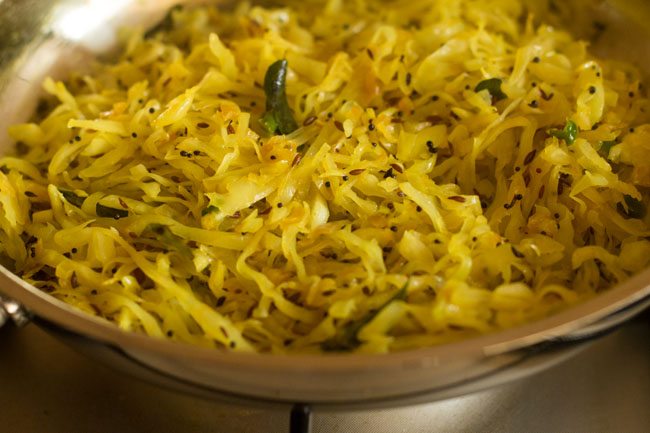 cooking cabbage in pan