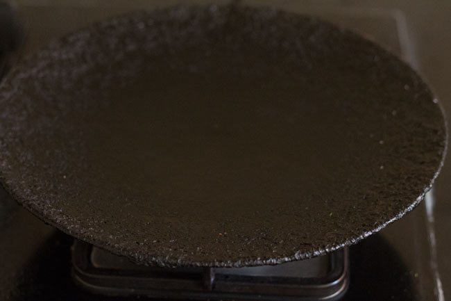 heating the tava or griddle 