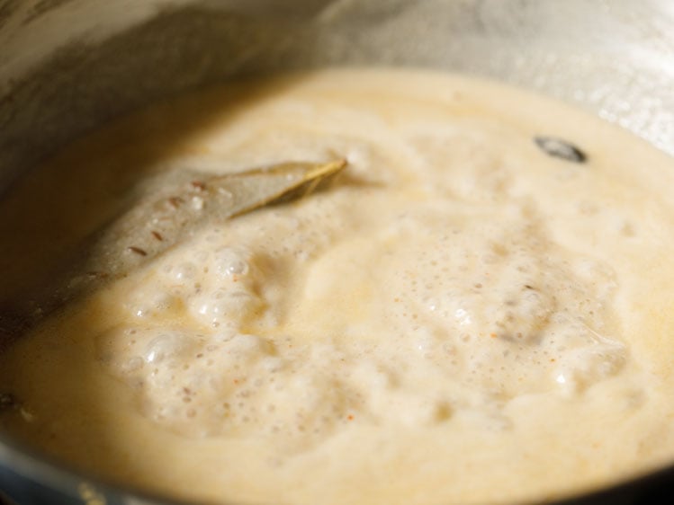 shahi gravy being simmered