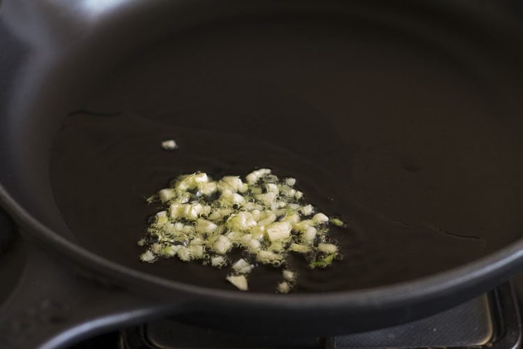 minced garlic and oil in a pan