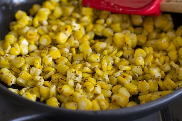 mixed and seasoned corn kernels