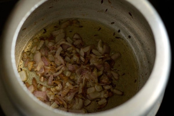 ginger for maah chole di dal recipe