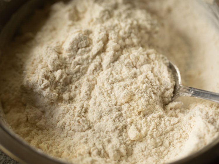 mix flour with the mixture