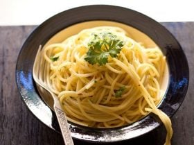 spaghetti aglio e olio recipe