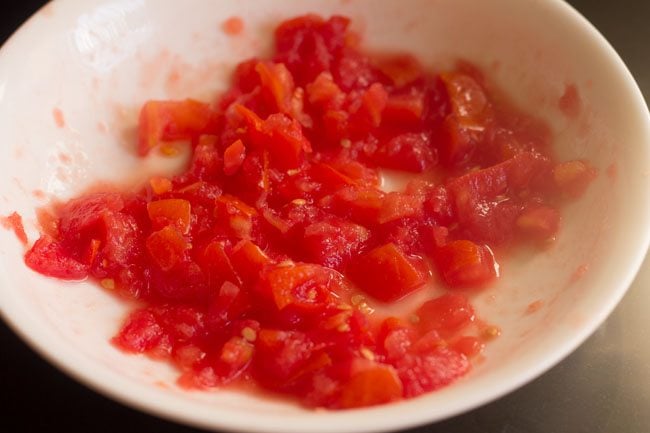 crushed tomato in a bowl