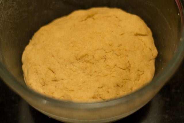 dough for making garlic bread rolls recipe