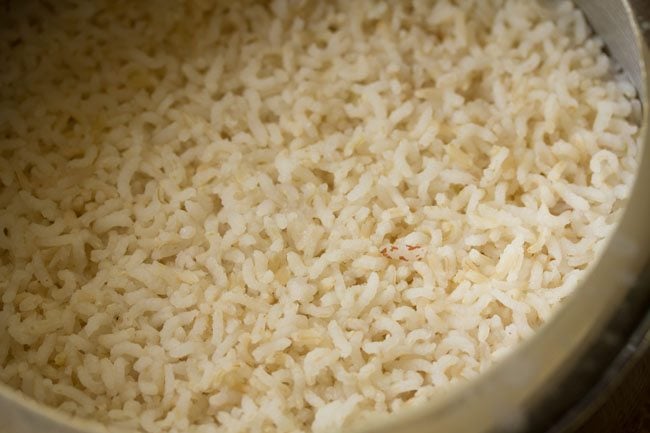 cooked rice in the pressure cooker