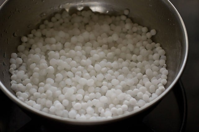 soaked sabudana in water