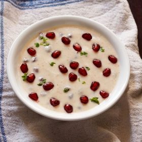 pomegranate raita recipe, anardana raita recipe