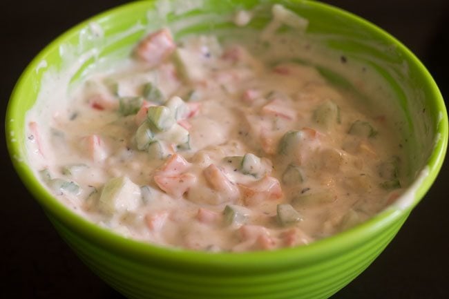 vegetables mixed well in the curd mixture. 