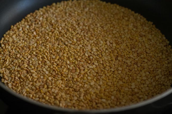 roasted moong dal