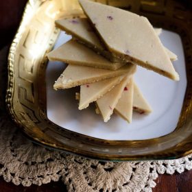 kaju katli recipe, kaju barfi recipe