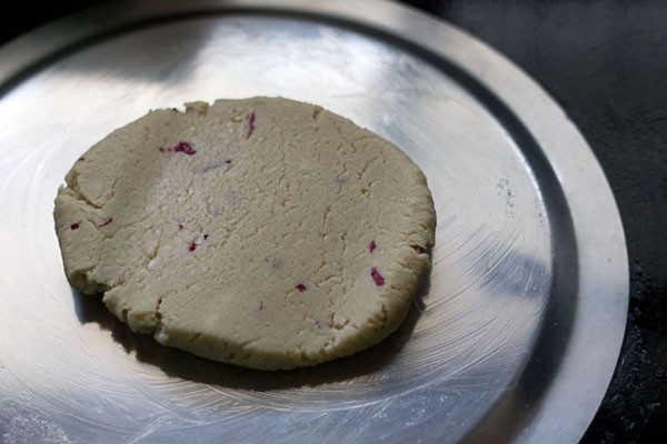 roll the cashew or kaju dough