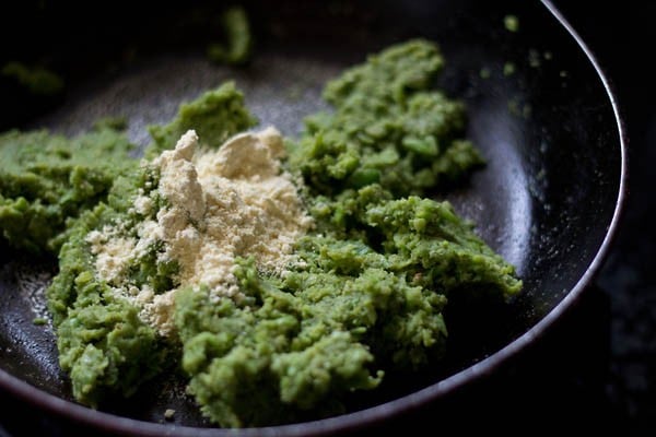 gram flour added to the peas stuffing mixture. 