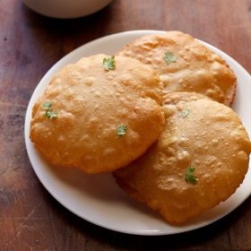 rajgira ki poori recipe, amaranth poori recipe