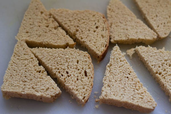 bread slices cut into triangles. 