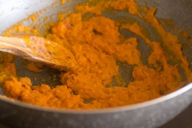 sauteed onion tomato cashew masala paste