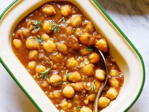 Instant Pot Chana Masala in a rectangle shaped bowl