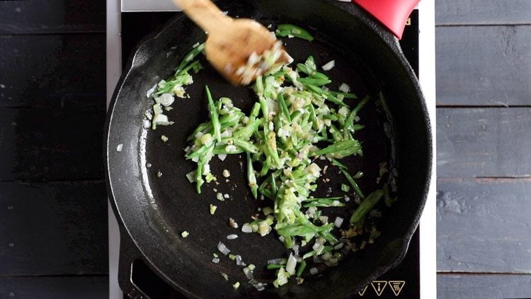 stir frying french beans