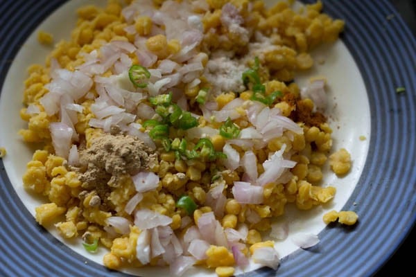 chana dal paratha stuffing in a plate