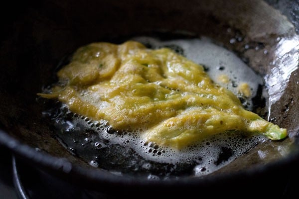 frying spinach fritters