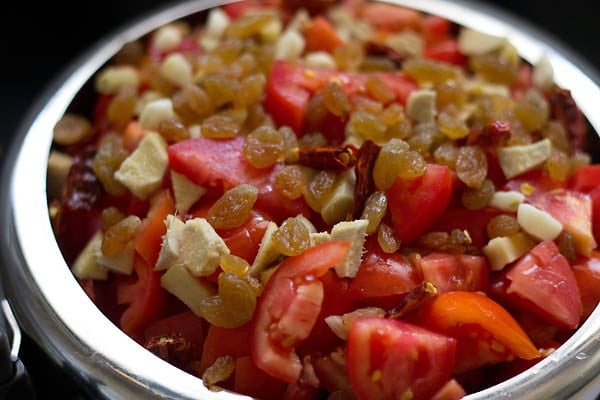 chopped ginger, garlic and dried chilies