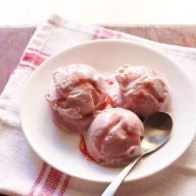 strawberry ice cream