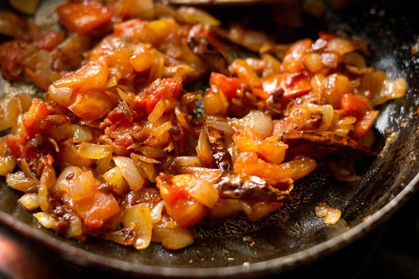 cooked tomatoes.