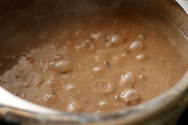 cooking dal bukhara 