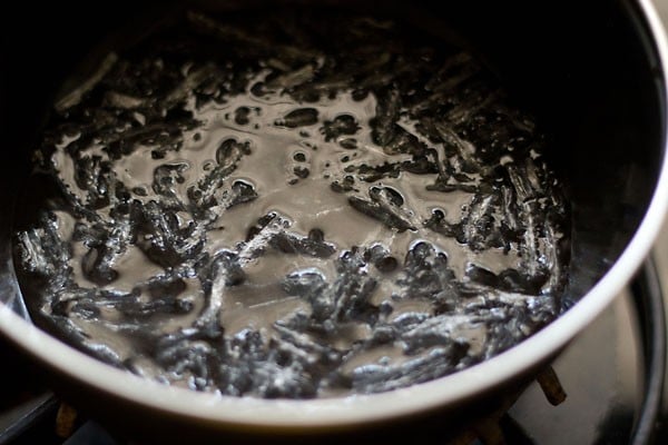 agar agar soaking in water. You can see individual strands very clearly at this stage.