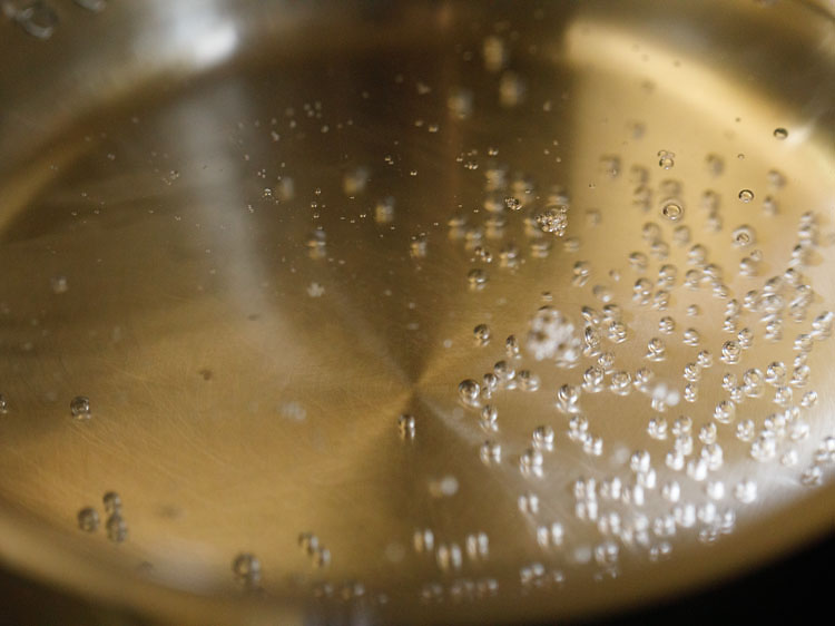 water boiling in a pan