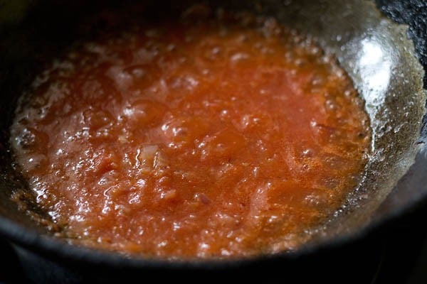 add tomato ginger garlic paste