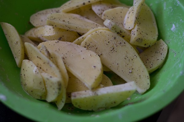 potatoes for schezwan chilli potatoes recipe