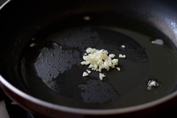 sautéing garlic in oil