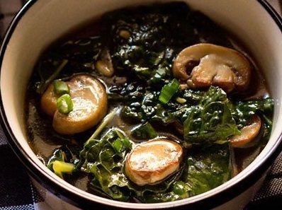 kale and mushroom in ginger sauce recipe