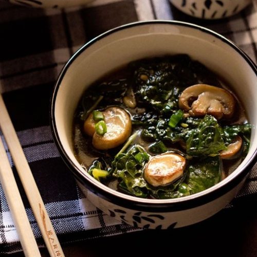 kale and mushroom in ginger sauce recipe