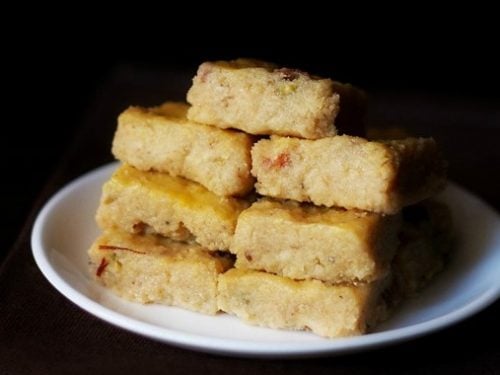 barfi recipe, khoya barfi recipe, mawa burfi recipe