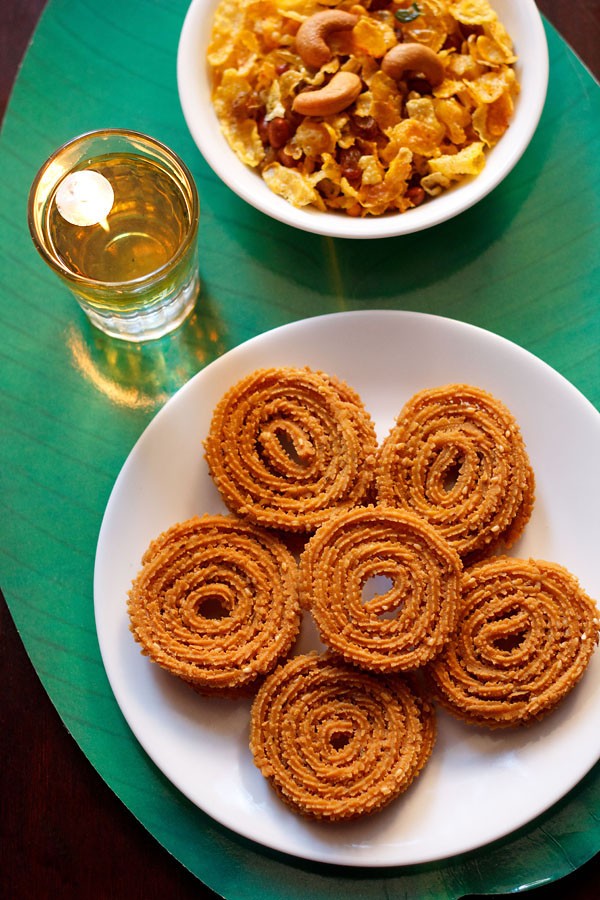 Anjal Masala Fry chakli recipe, how to make chakli recipe | instant rice chakli recipe