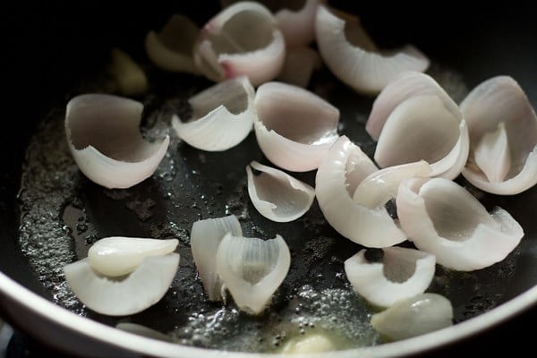 sautéing onion layers for paneer do pyaza recipe