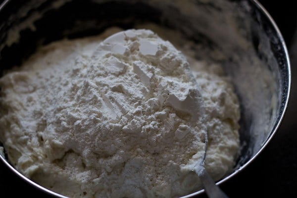 add flour to make Bombay pav recipe